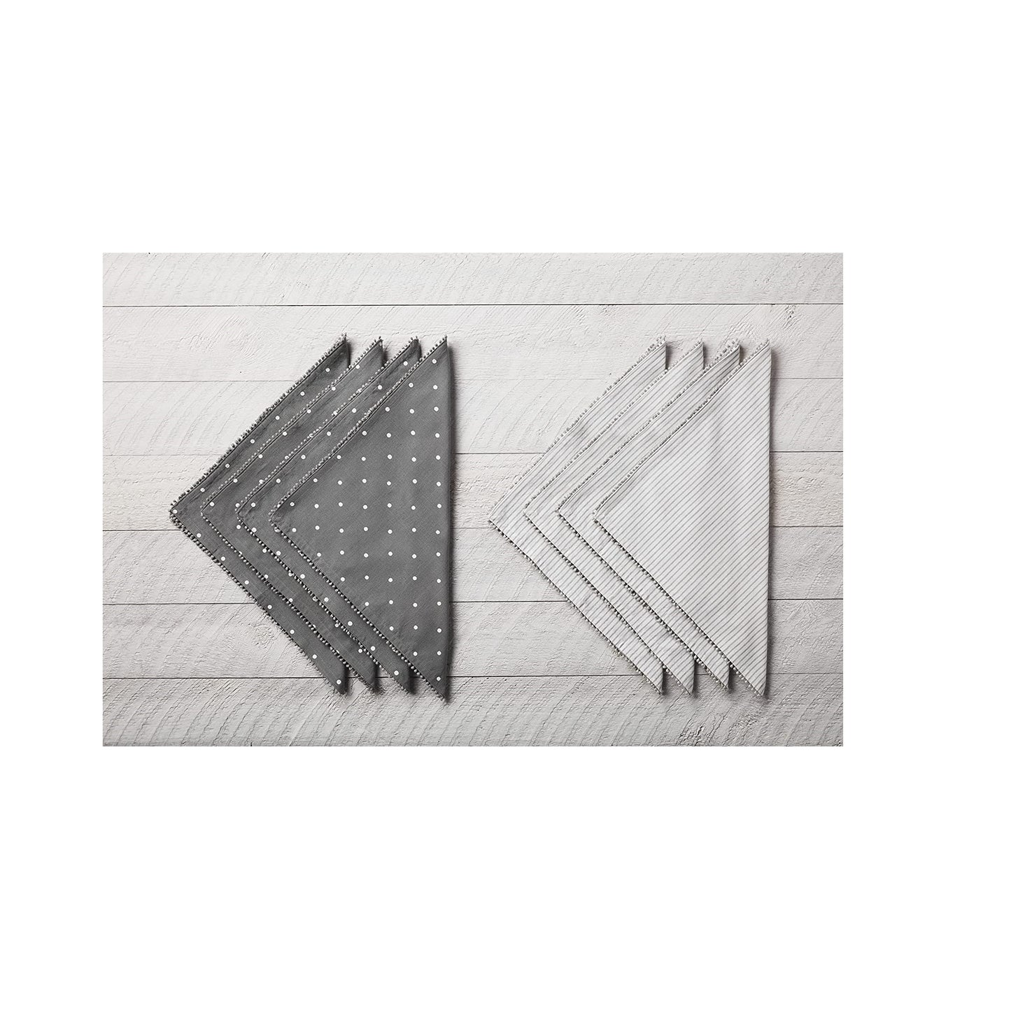 Mud Pie Gray Dot Pom Napkin Set