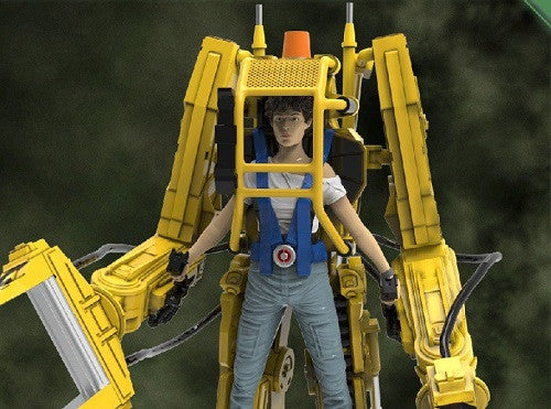 Hallmark’s 2017 Horror Ornaments Include ‘Aliens’ Power Loader by John Squires