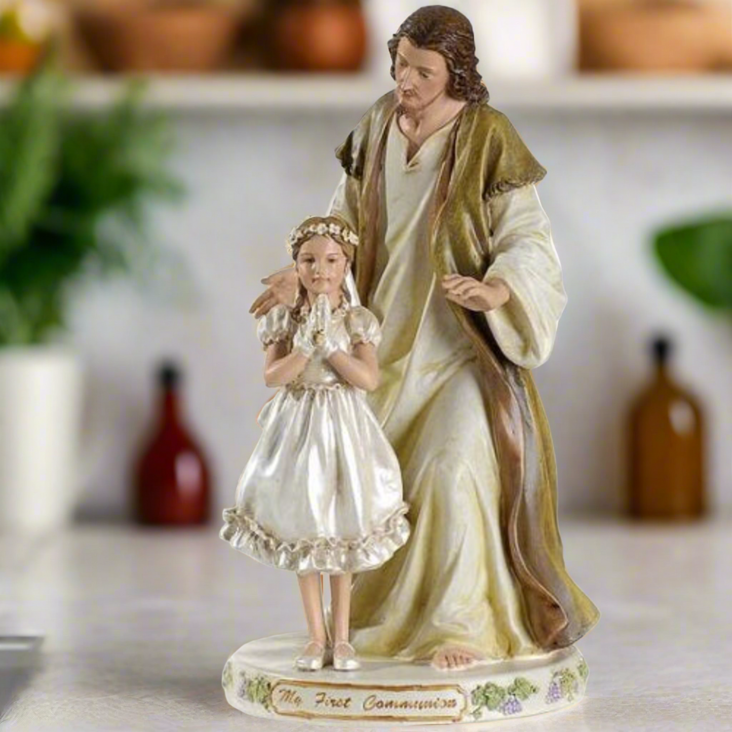 Roman Joseph Studios Jesus with Praying Girl My First Communion