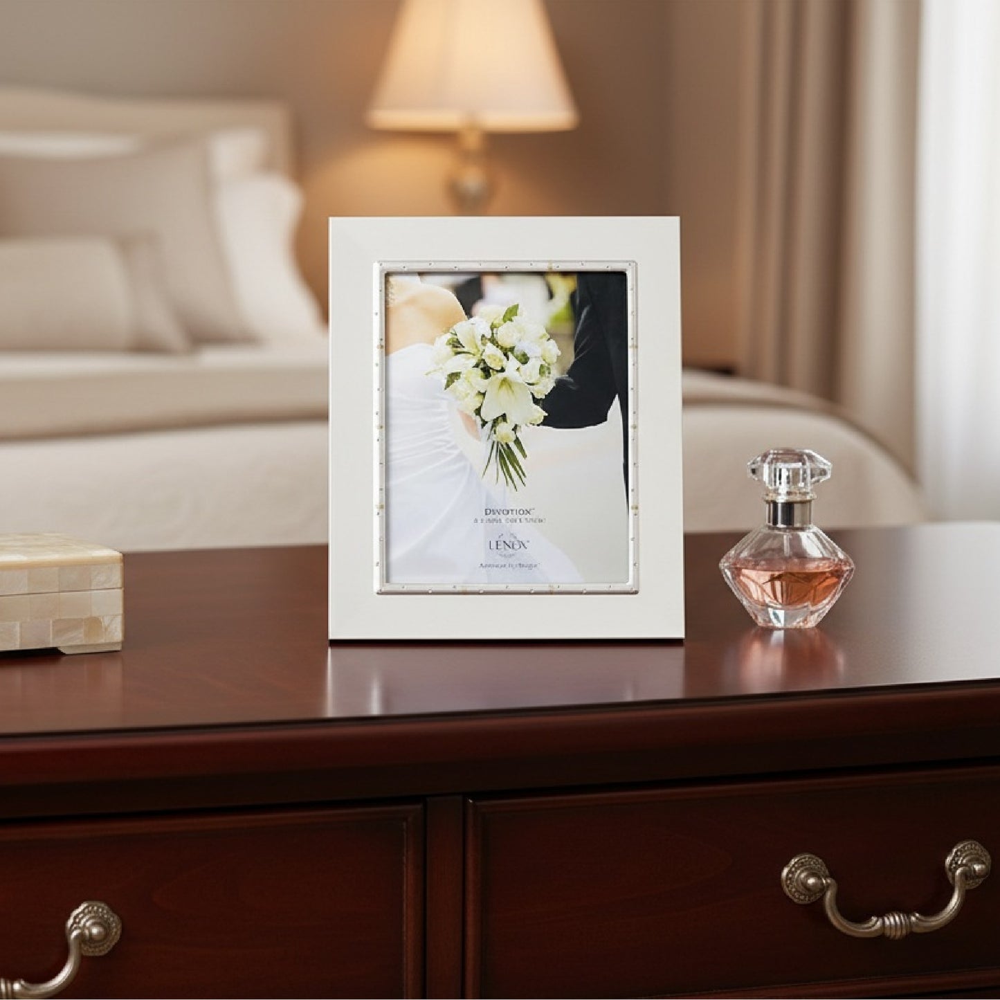 Lenox
Devotion 8" x 10" Frame