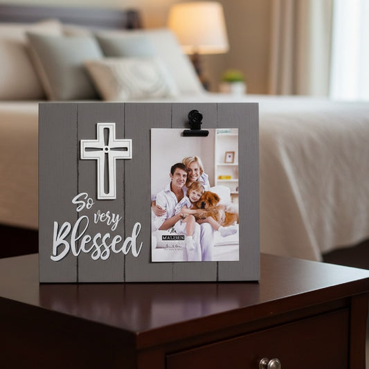 Malden "So very Blessed" Clip Frame