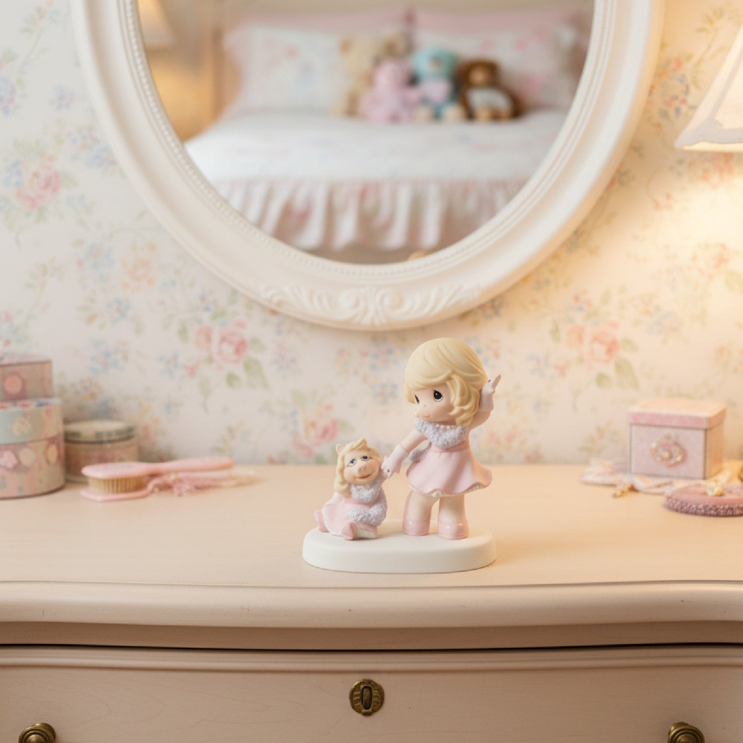 Miss Piggy and Girl ''Our Friendship is Fabulous'' Figure by Precious Moments – The Muppets