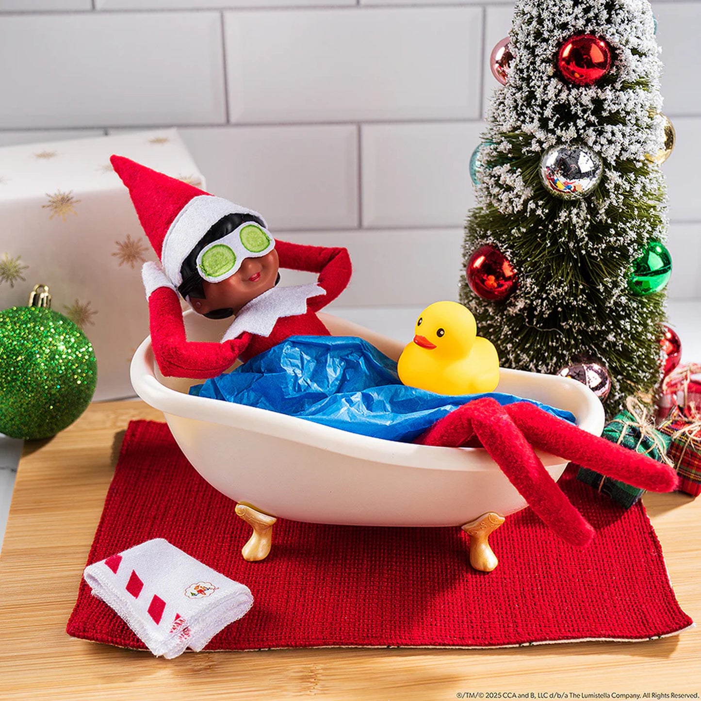 The Elf on the Shelf Polar Props S’elf Care Set
