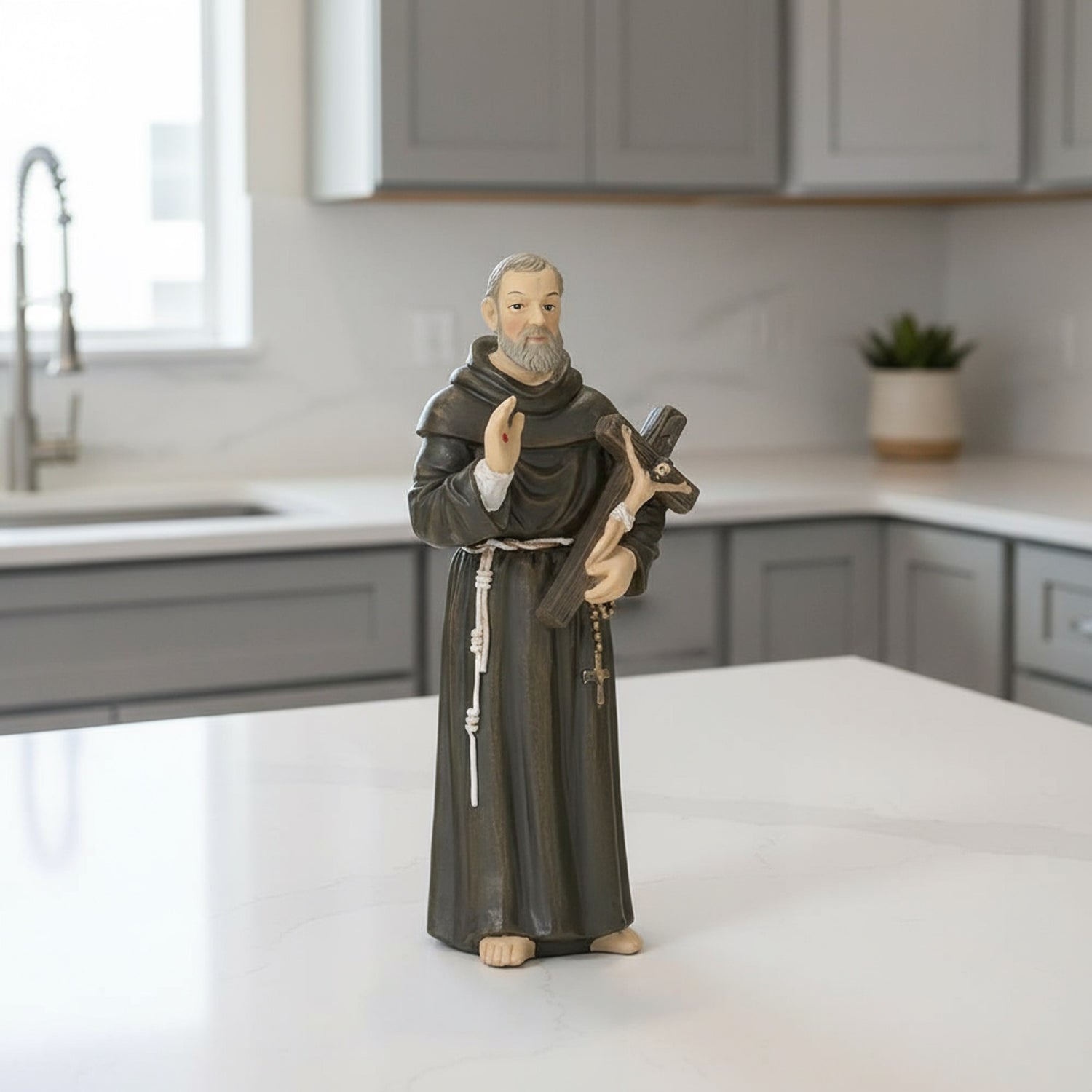 Roman Giftware Inc., Patrons & Protectors, 4" H ST Padre PIO Figure