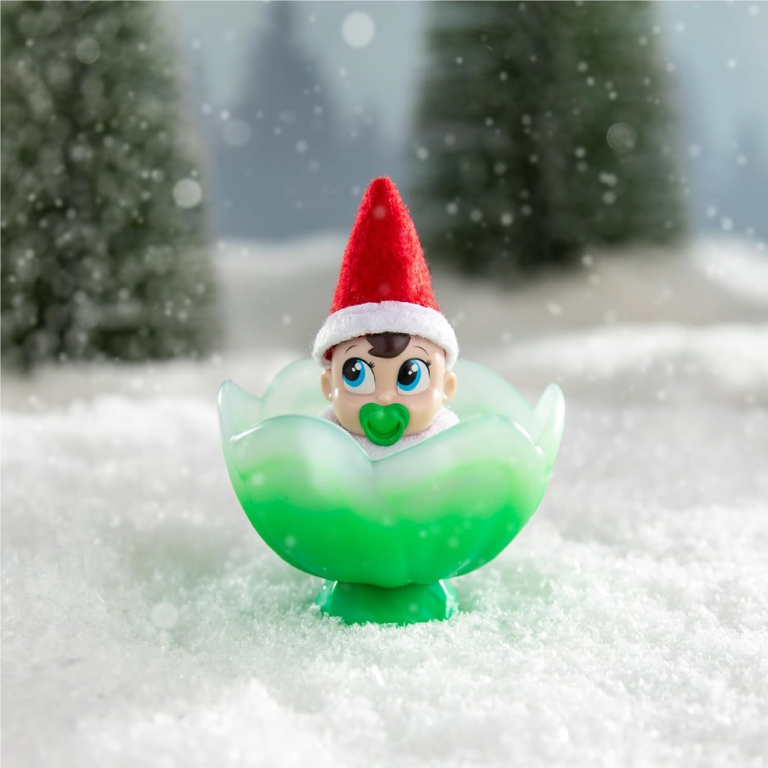 The Elf on the Shelf Frost Pips Mini Blooms Elf Baby Boy with Blue Eyes - Includes Frost Flower Cradle