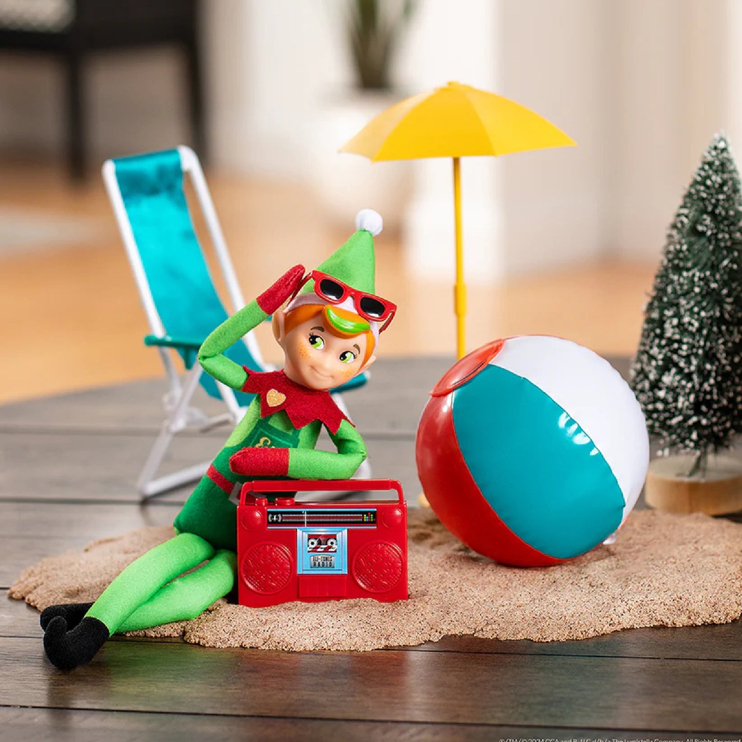 The Elf on the Shelf's Polar Props Beach Vacation Set