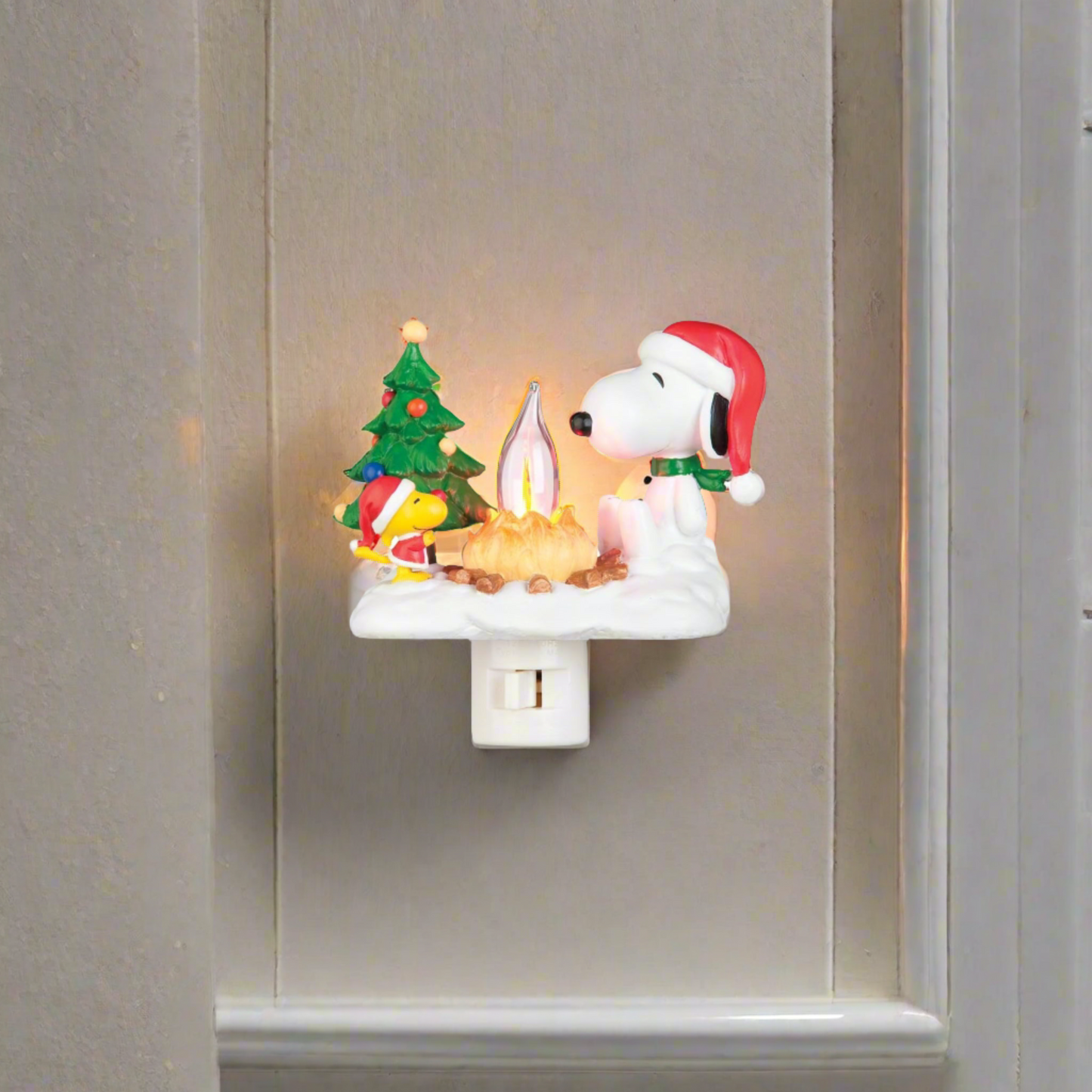 Roman Snoopy Woodstock Campfire Flickering Night Light