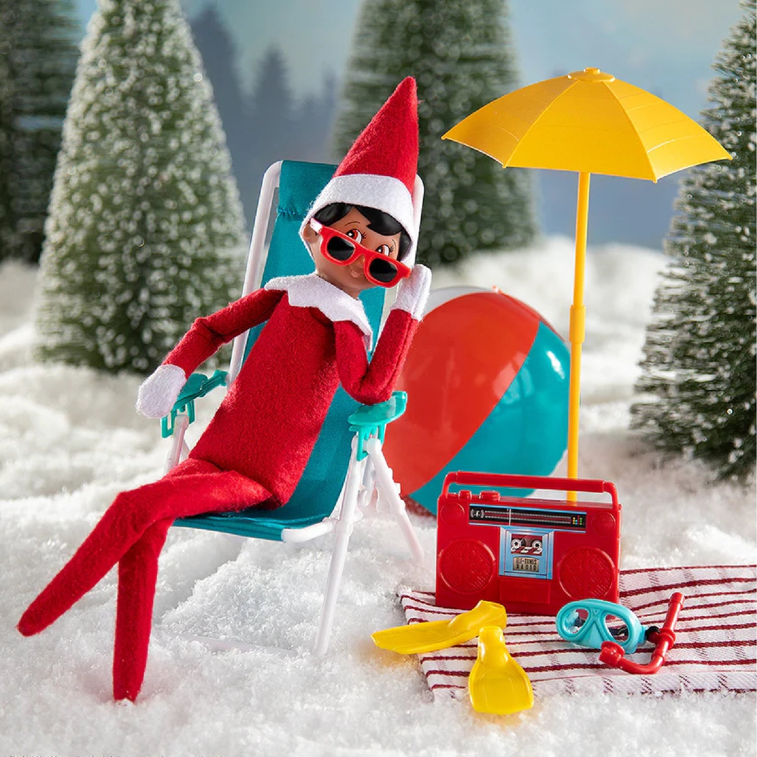 The Elf on the Shelf's Polar Props Beach Vacation Set