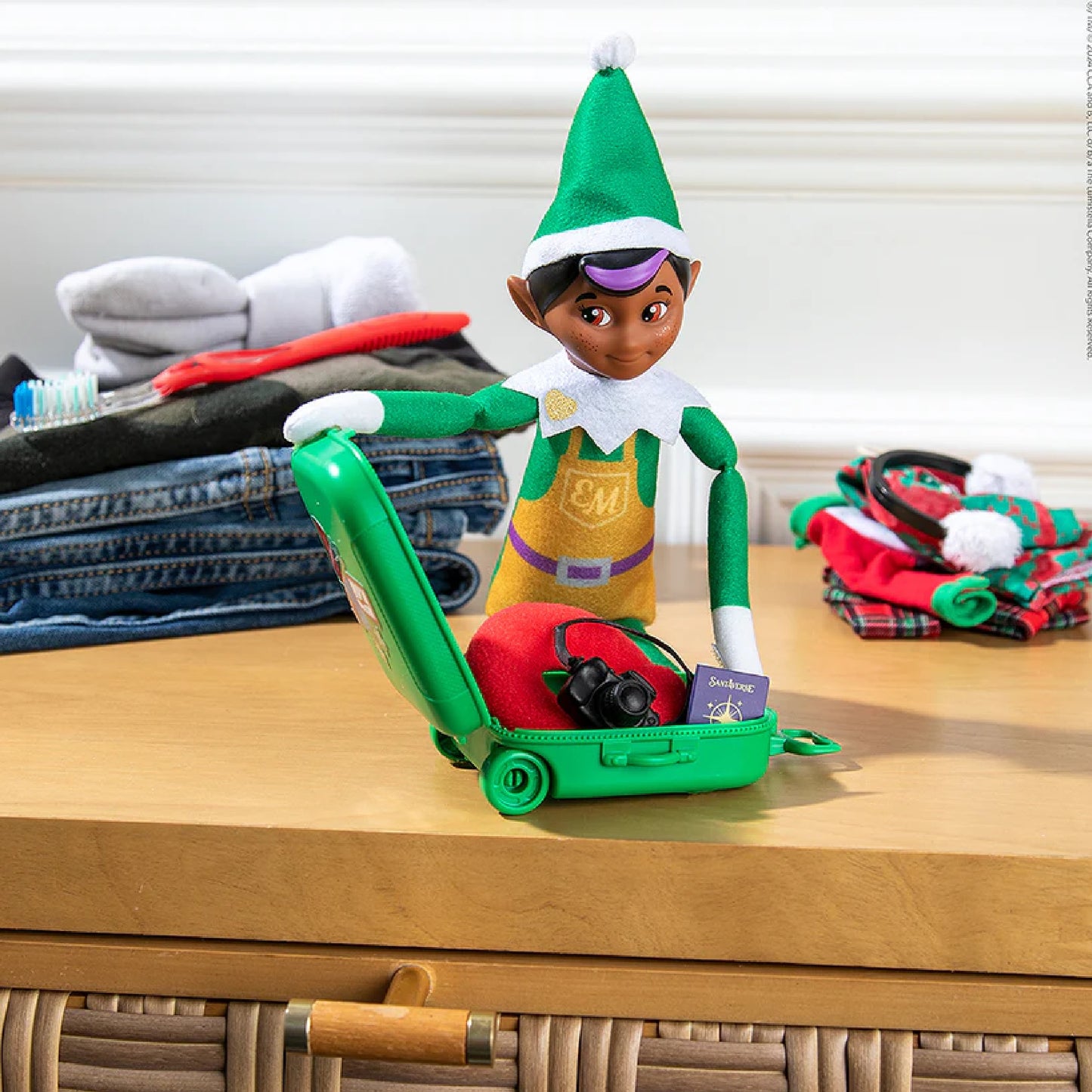 The Elf on the Shelf's Polar Prop Travel Set