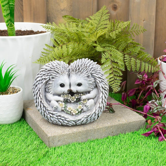 Roman Pudgy Hedgehogs Love Garden Statue