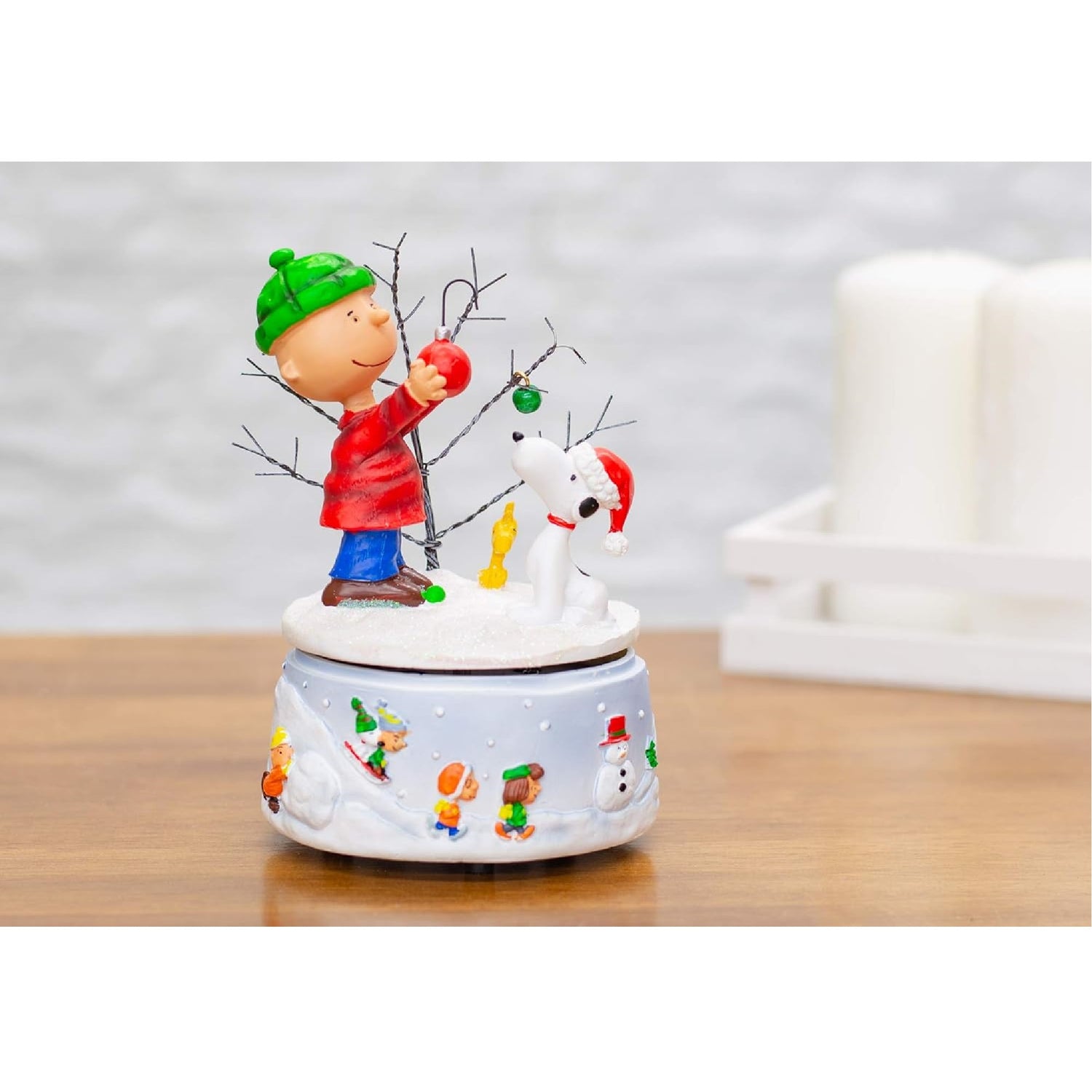 Roman Charlie Brown Snoopy Woodstock Musical Deck The Halls