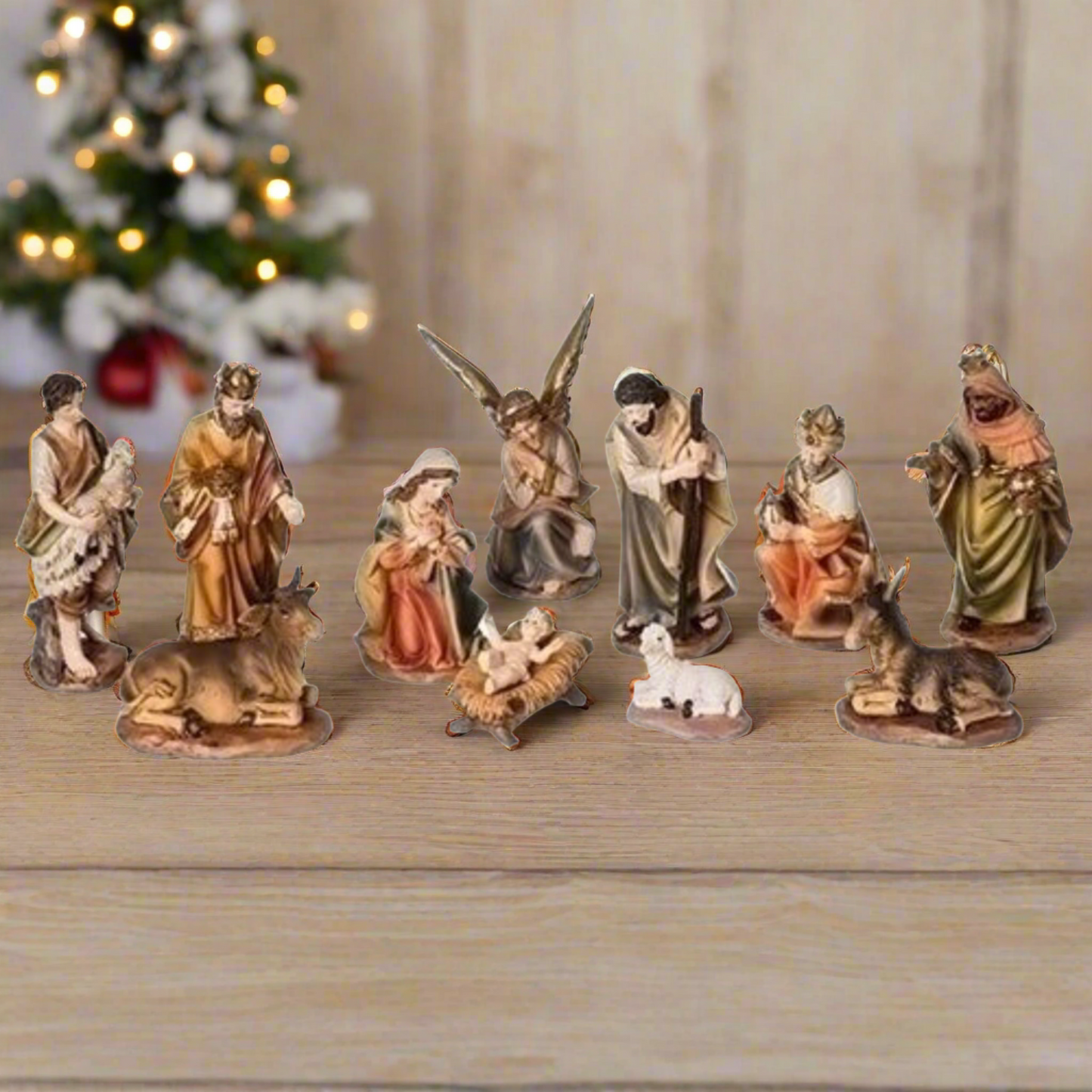 Roman Color Nativity 11 Piece Set