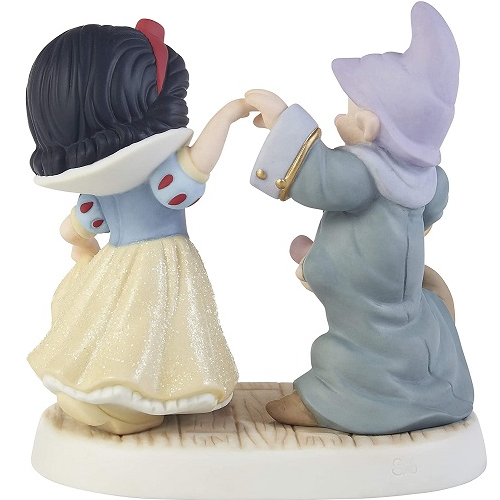 Precious Moments "Dance Your Heart Out" Snow White and the Seven Dwarfs