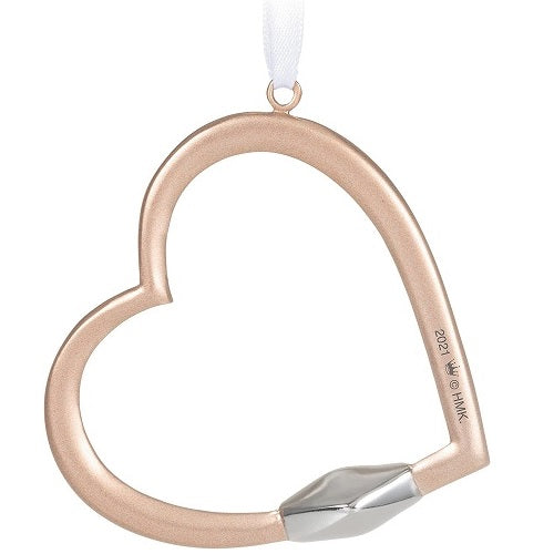 Ornament 2021 Carry My Love Heart Shaped Carabiner